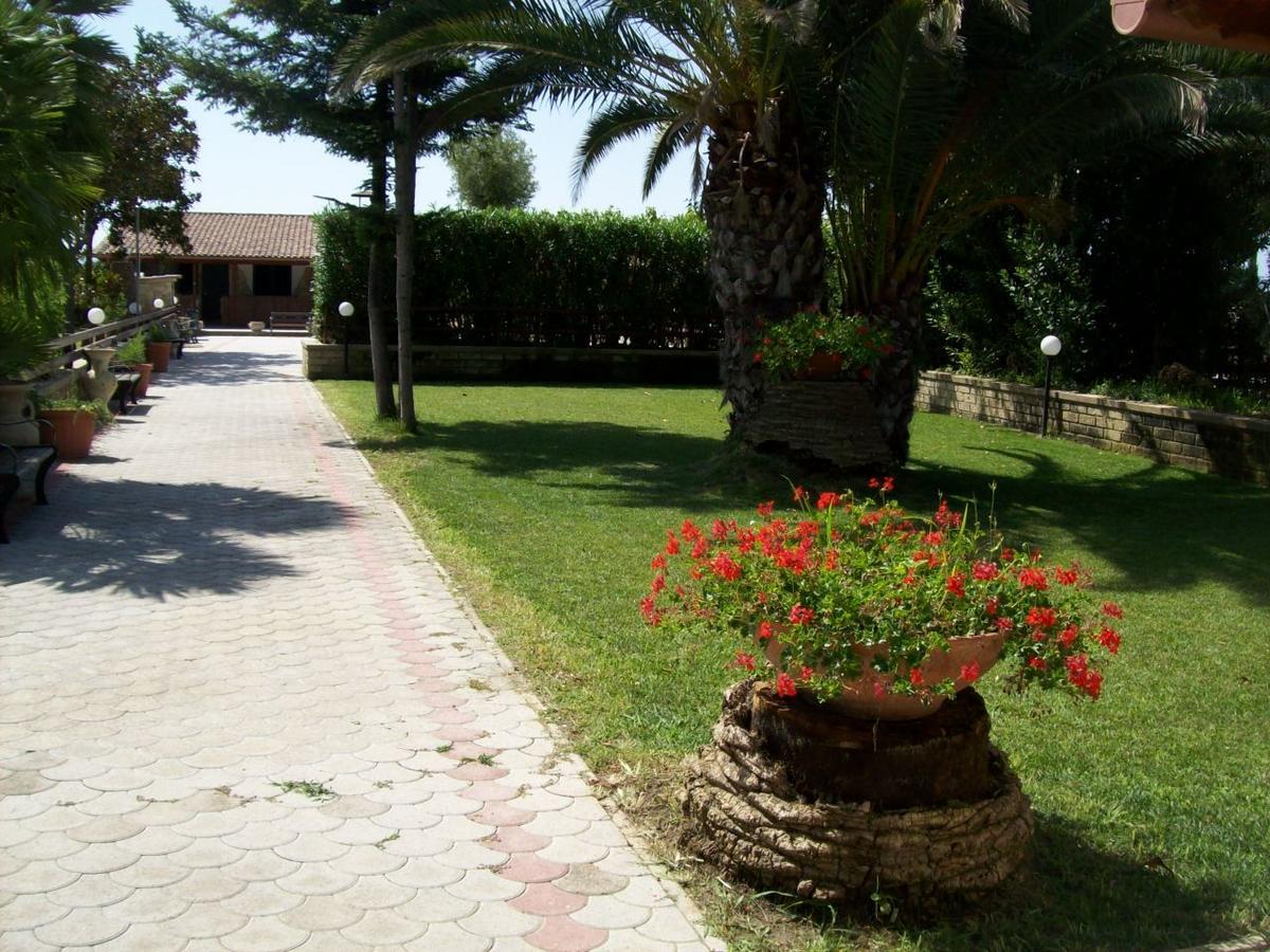 Il Vivaio Villa Tarquinia Bagian luar foto
